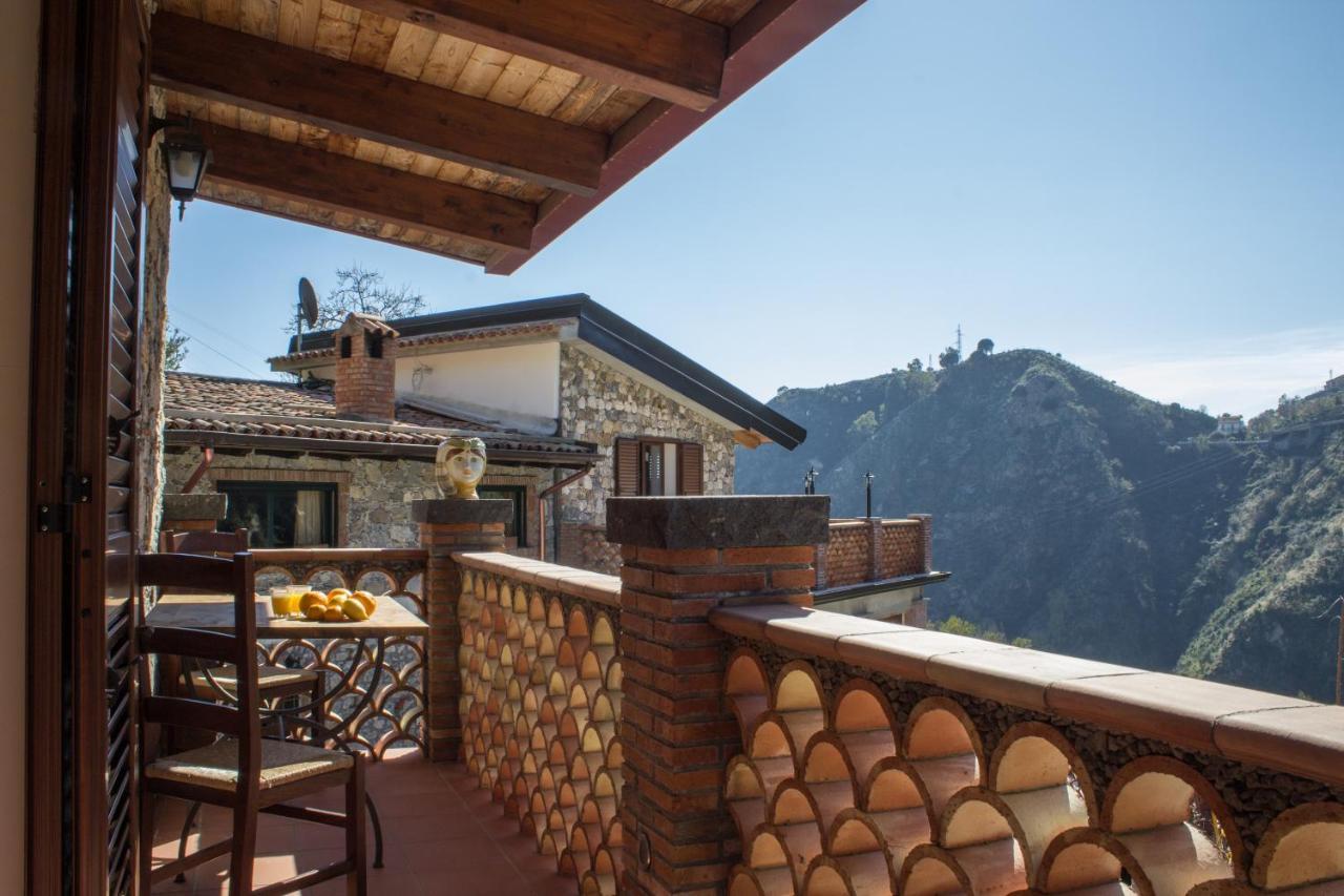 Casa Ziretto Apartment Castelmola Luaran gambar