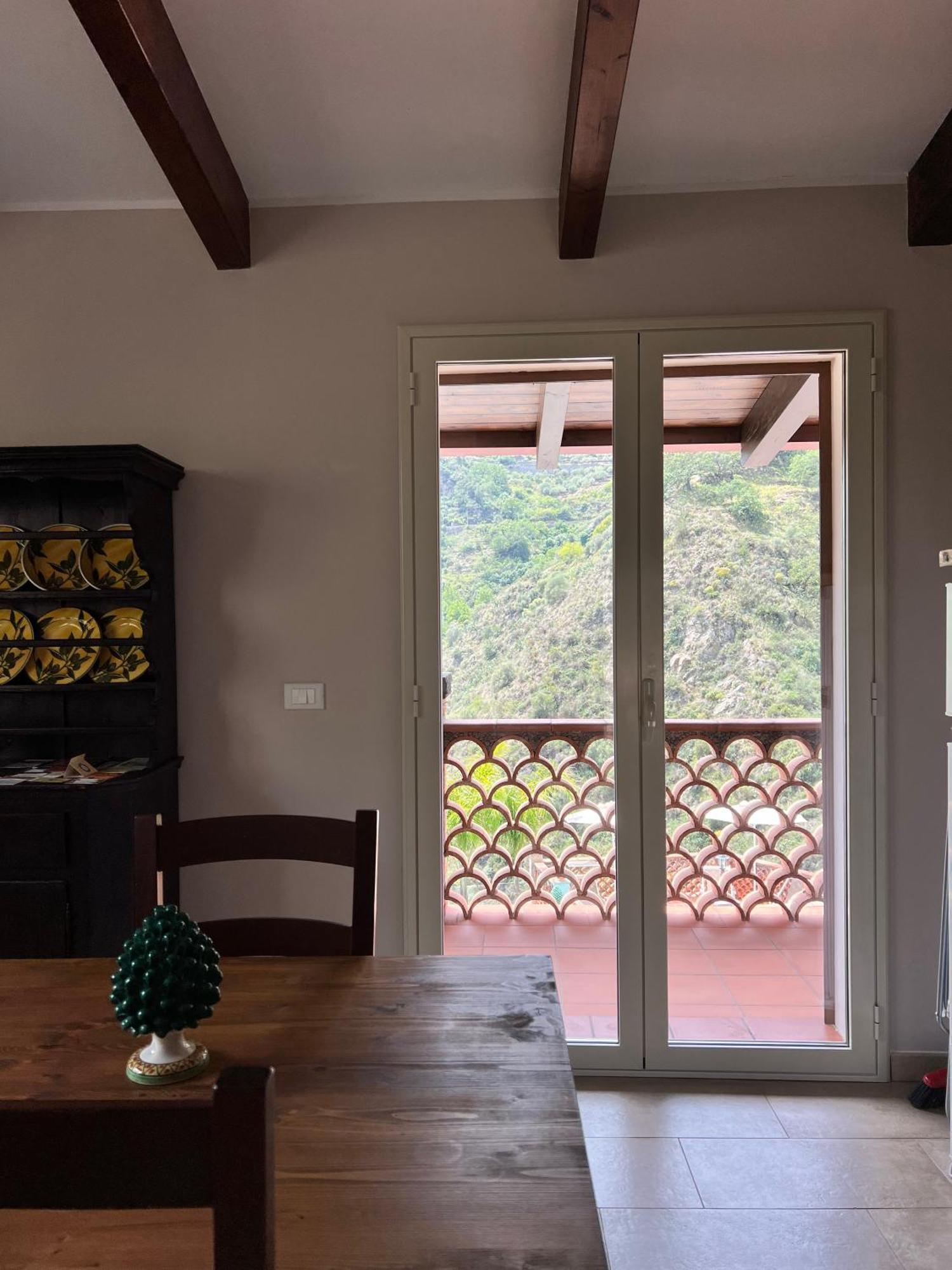 Casa Ziretto Apartment Castelmola Luaran gambar