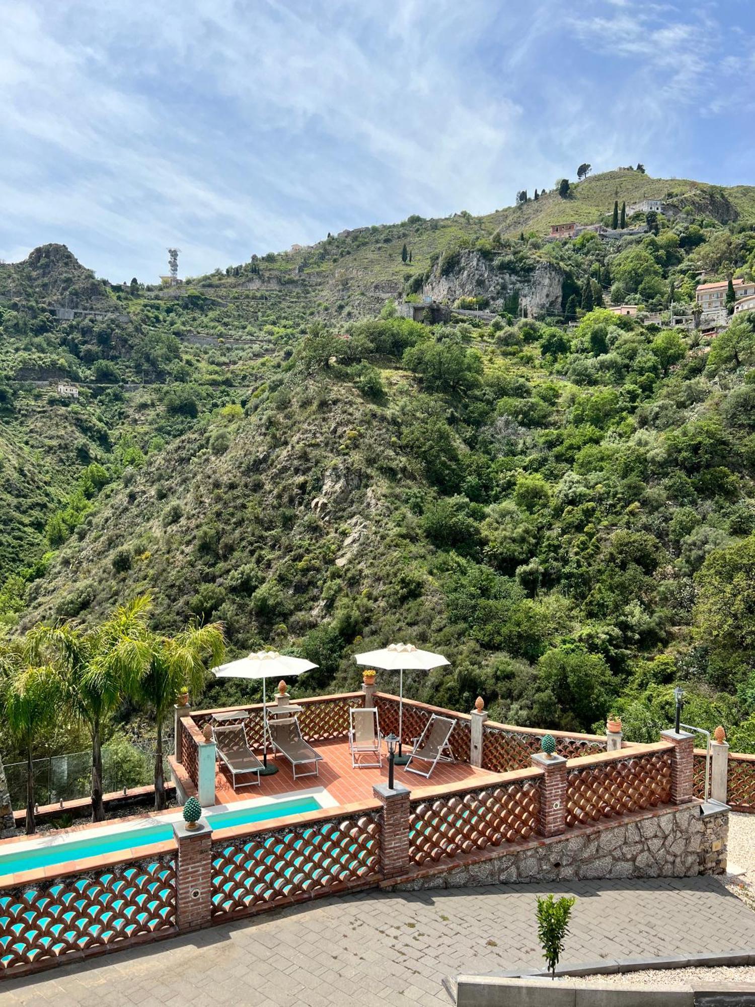 Casa Ziretto Apartment Castelmola Luaran gambar